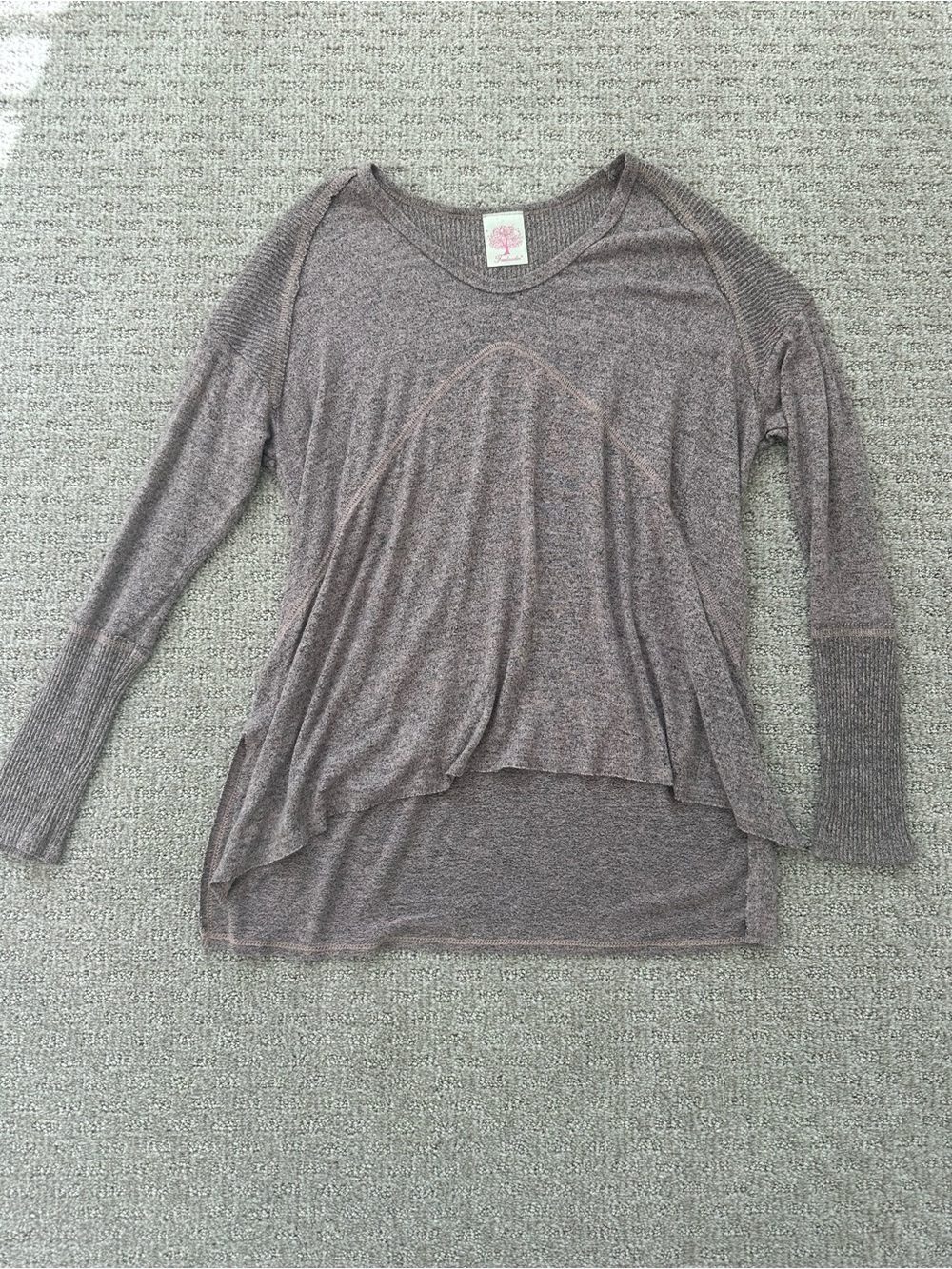 Freeloader Women's Long-Sleeve Scoop Neck Top in Heather purple gray
